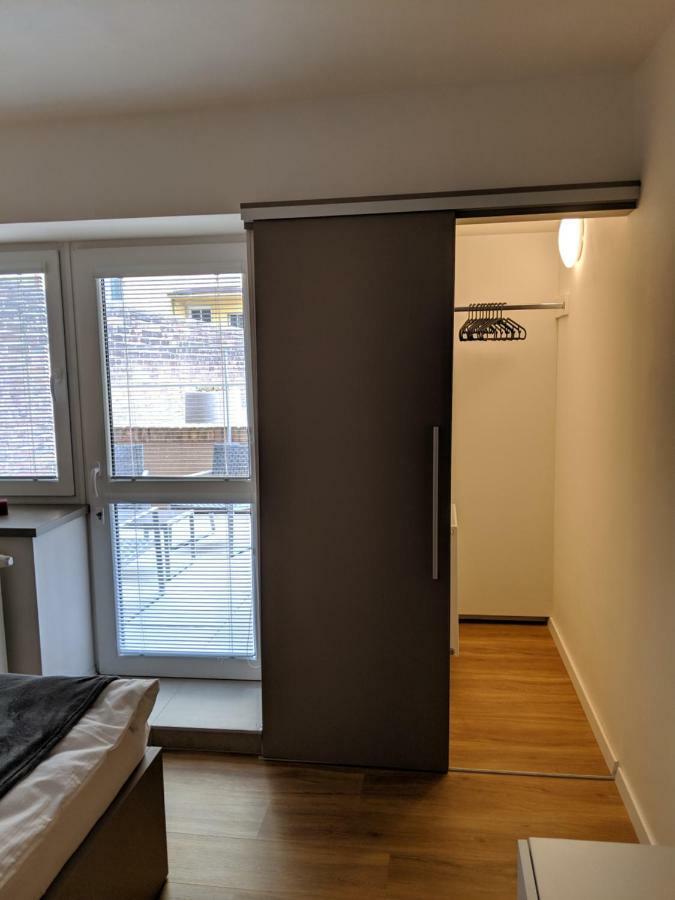 Ap 1 - Apartments 4U Brezinova "Overnight Simply" Hradec Kralove Luaran gambar