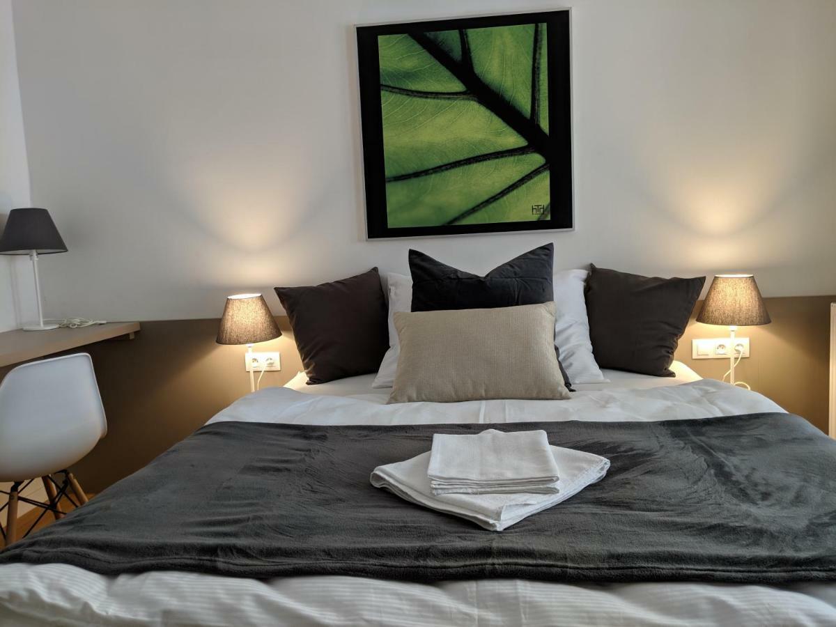 Ap 1 - Apartments 4U Brezinova "Overnight Simply" Hradec Kralove Luaran gambar