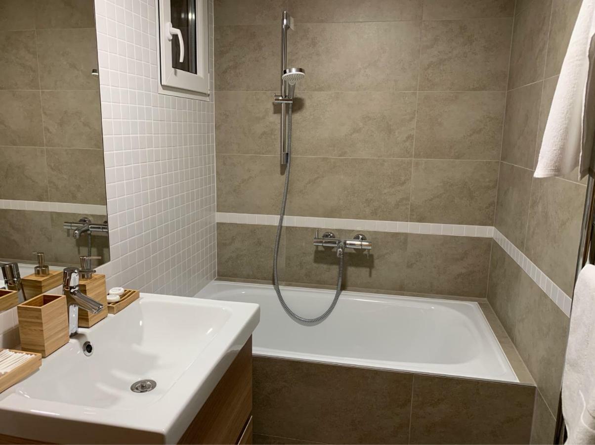 Ap 1 - Apartments 4U Brezinova "Overnight Simply" Hradec Kralove Luaran gambar