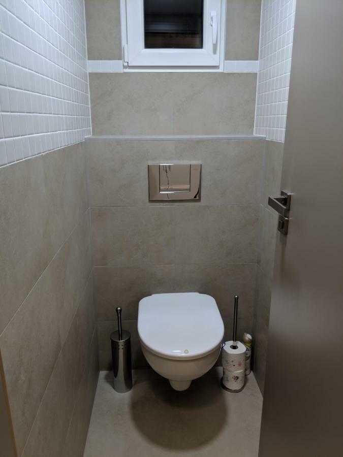 Ap 1 - Apartments 4U Brezinova "Overnight Simply" Hradec Kralove Luaran gambar